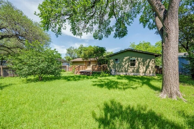 Building Photo - 8314 Polar Dr