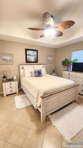 Building Photo - 9 Doral Dr