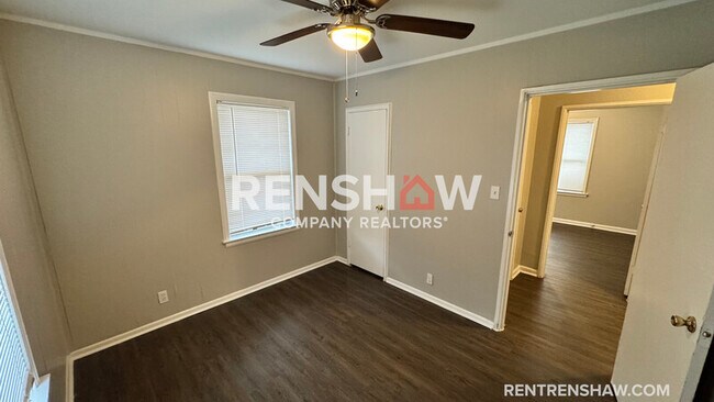 Building Photo - 1379 Rolling Hills Dr