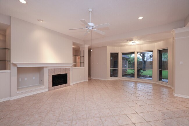 Building Photo - 17222 Leeside Dr