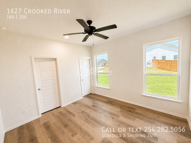 Building Photo - 1627 Crooked River