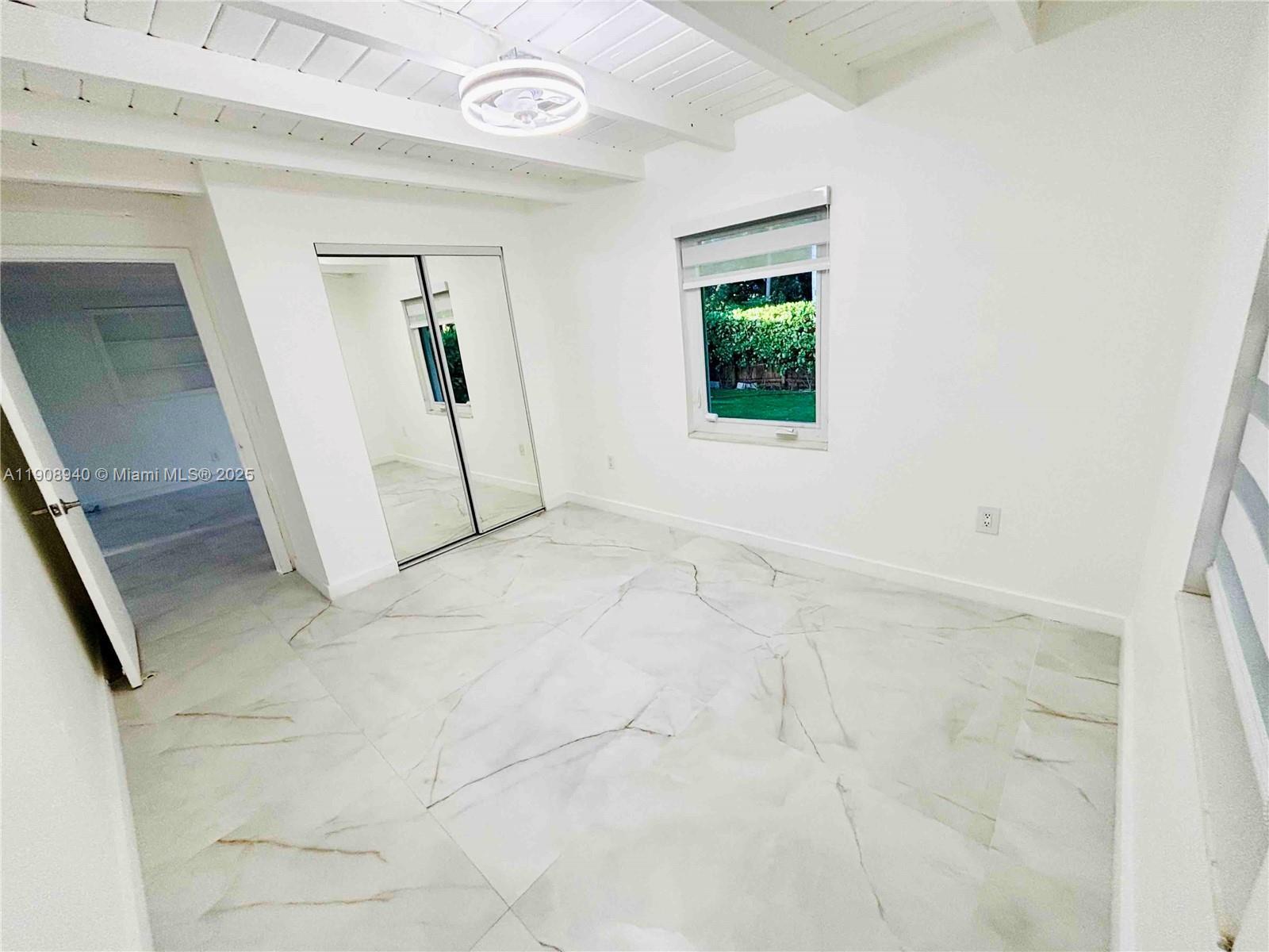 Building Photo - 330 NE 88th St