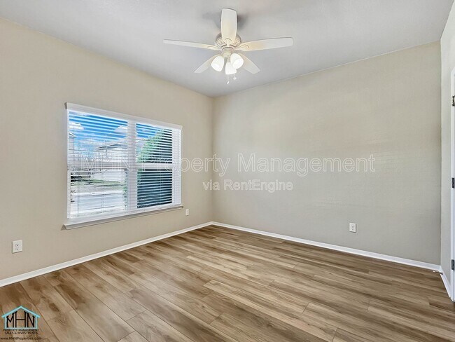 Building Photo - 7118 Marina Del Rey