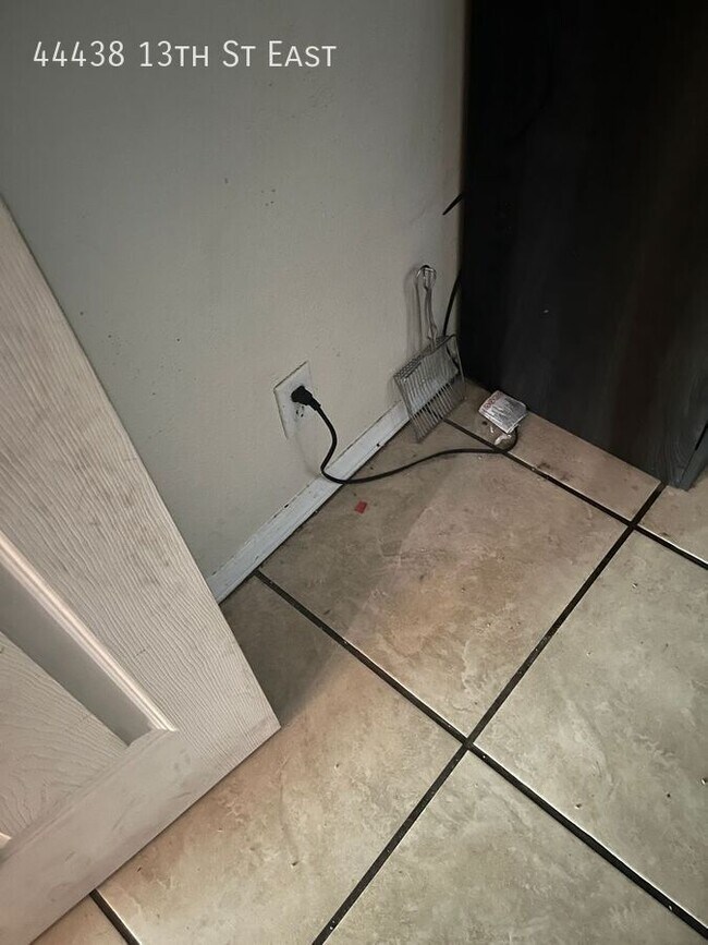 Building Photo - 44438 13th St E