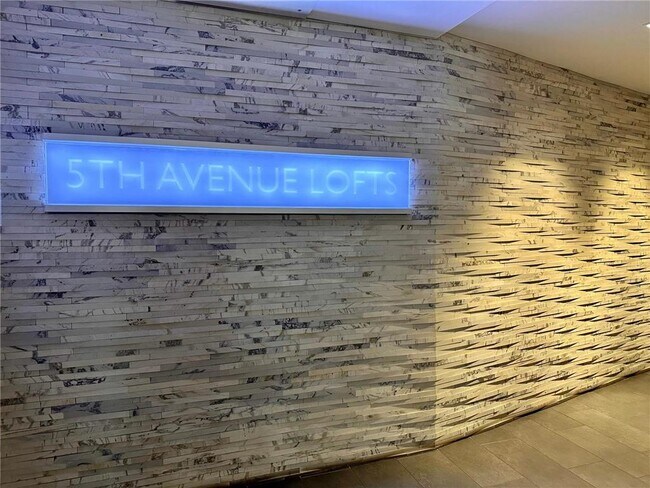 Building Photo - 401 N 2nd St