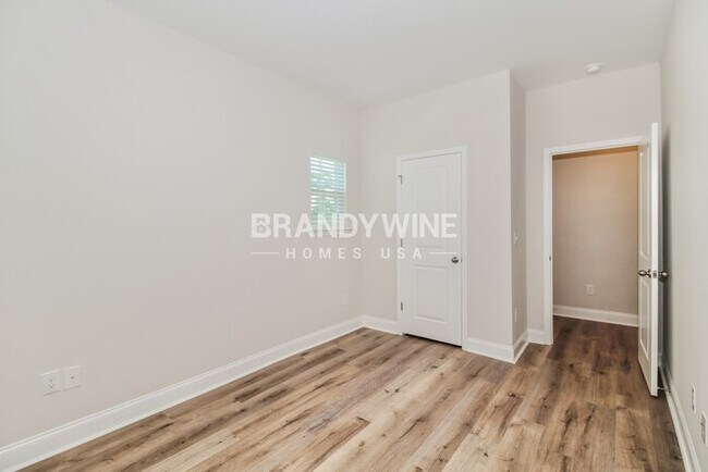 Building Photo - 1072 Wildflower Dr