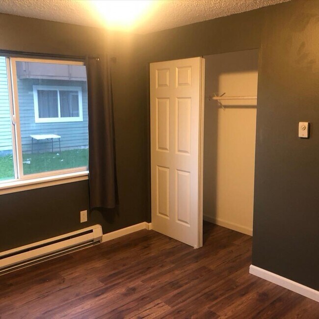 Building Photo - 5827 204th St SW