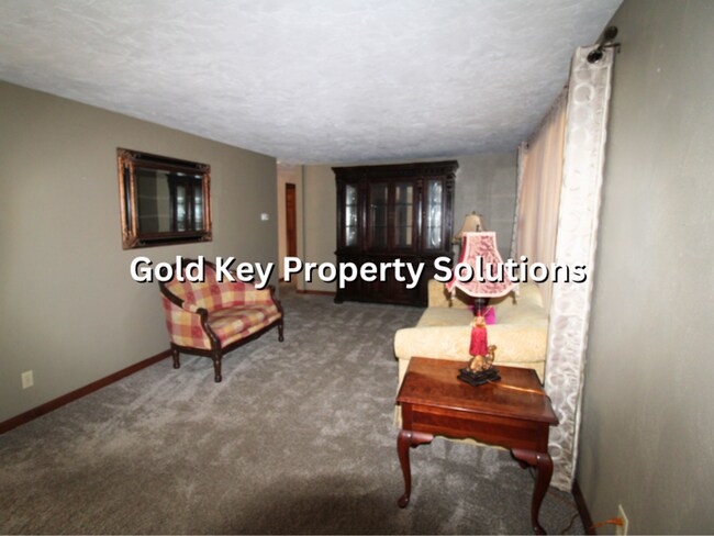 Building Photo - ALEXANDRIA 3 BR 2 FULL BA House in Beautif...