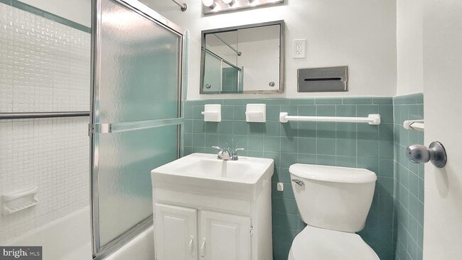 Building Photo - 10500 Rockville Pike