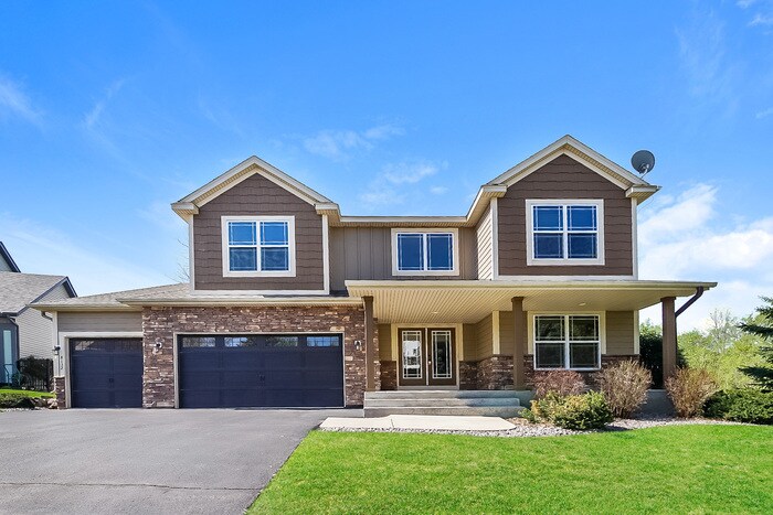 Primary Photo - 8132 Clifford Cir