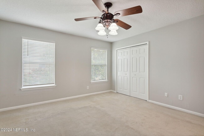 Building Photo - 574 Southbranch Dr
