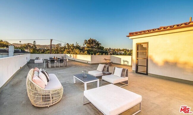 Building Photo - 12509 W Sunset Blvd