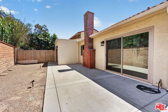 Building Photo - 31076 Via San Vicente
