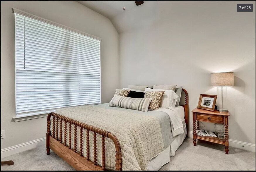 BedRoom 1 Ground Floor (Opposite Office) - 808 Parkside Dr
