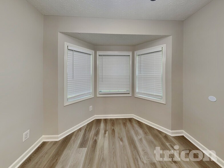 Building Photo - 1567 Kimberly Pl