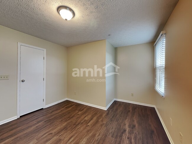 Building Photo - 12183 Derby Ct