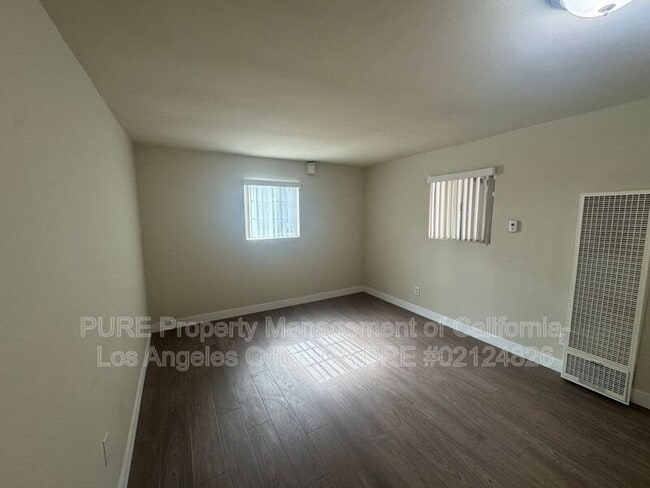 Building Photo - 14601 Osage Ave