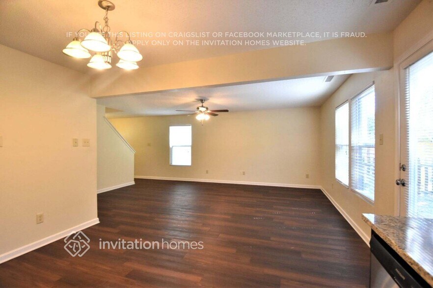 Building Photo - 2032 Dunsmore Ln