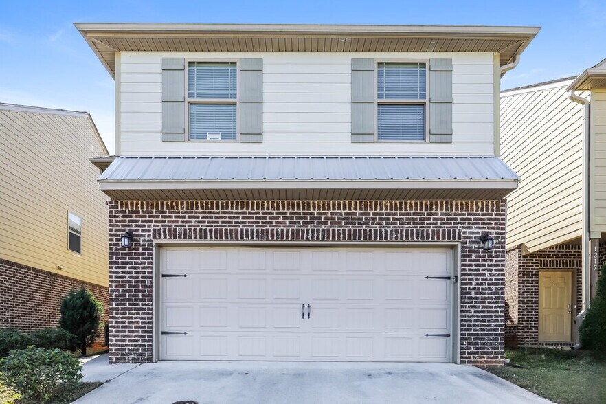 Primary Photo - 1213 Faye Ct