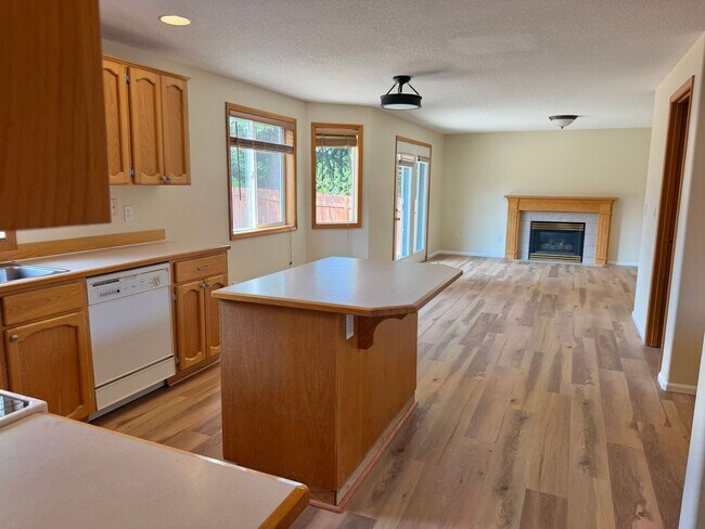 Building Photo - Great Home on Culdesac !!!