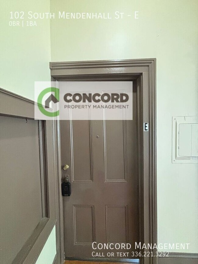 Building Photo - 102 S Mendenhall St