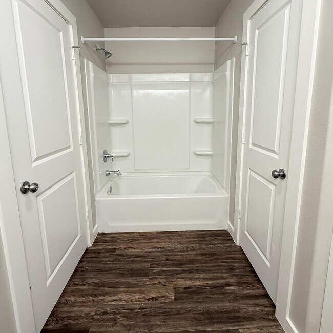 Building Photo - 2145 Kokomo Ave