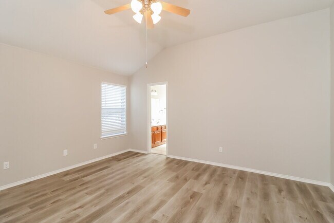 Building Photo - 5728 Imes Ln