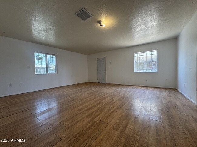 Building Photo - 7967 W Highland Ave