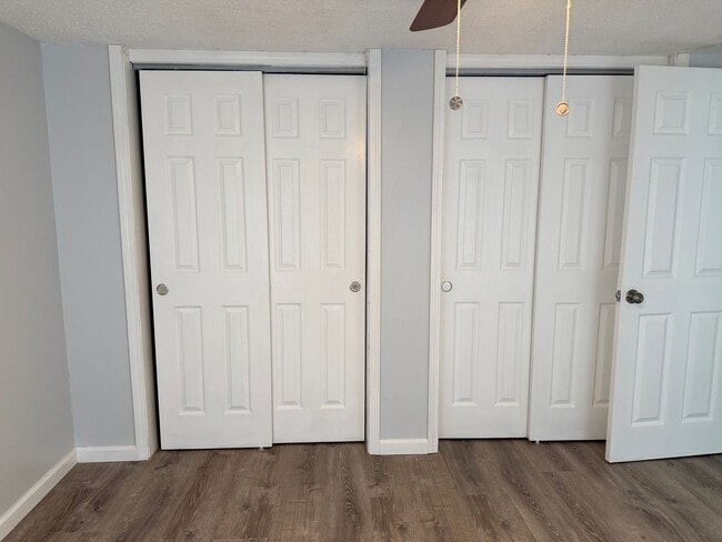 Building Photo - Rare Rockford rental available now!