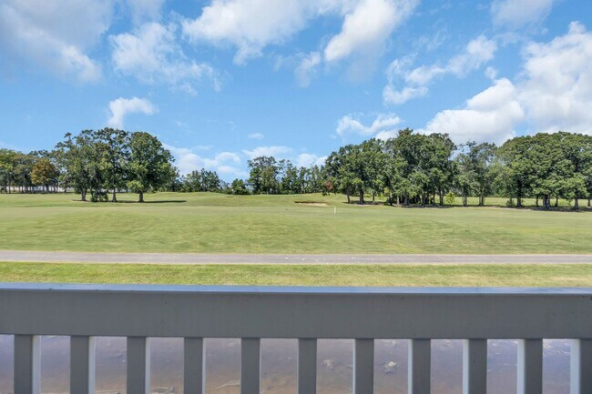 Building Photo - 581 Blue River Ct