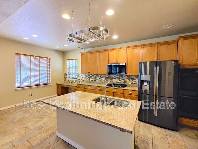 Building Photo - 8742 Stony Creek Dr