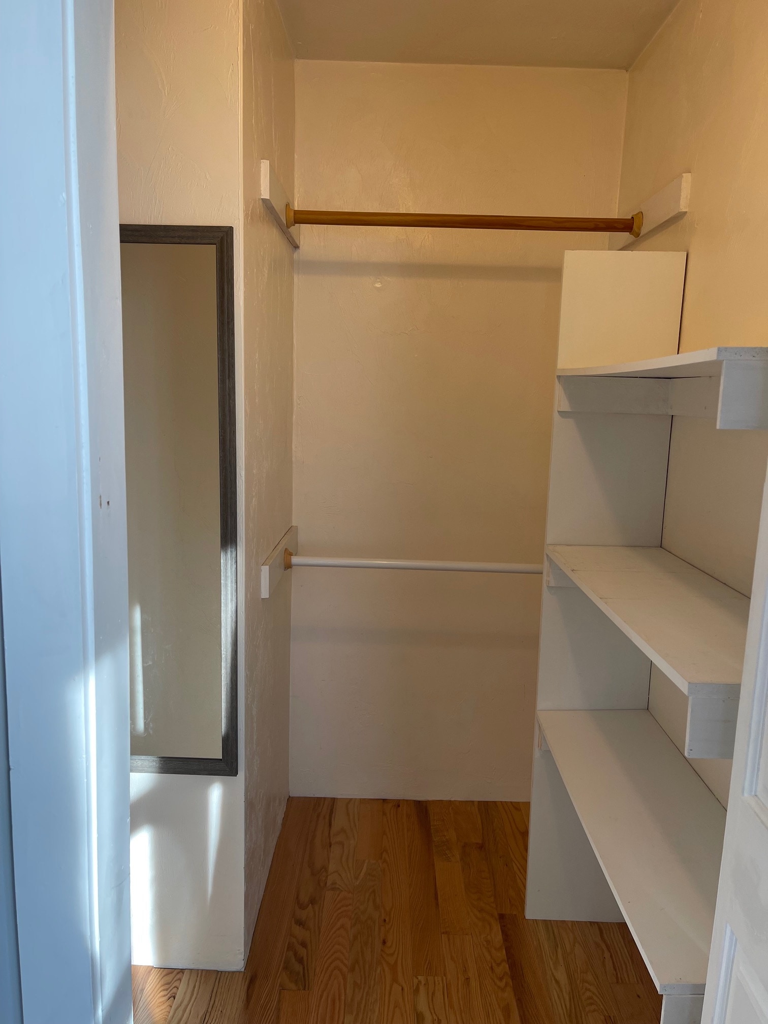 Walk-in closet - 17 Elderberry Dr