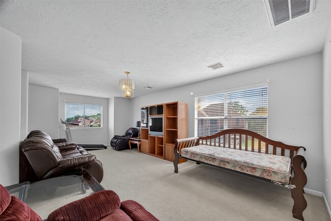 Building Photo - 602 Field Run Ct