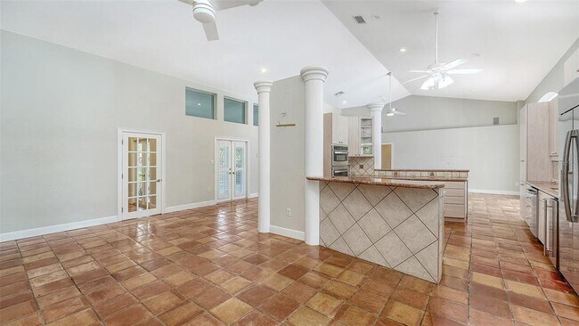 Building Photo - 4935 Riverwood Ave