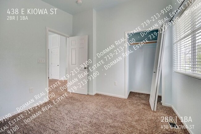 Building Photo - 438 E Kiowa St