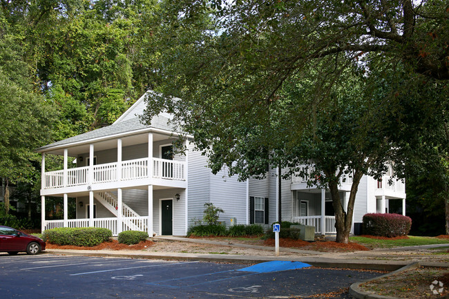 Building Photo - Azalea Place