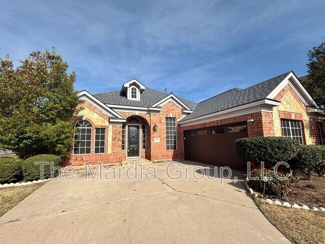 Building Photo - 7236 Tolosa