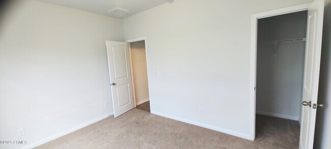 Building Photo - 12 Pacolet Ln
