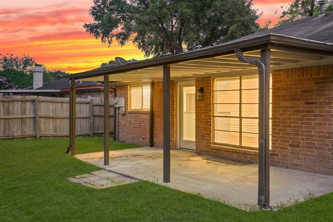 Building Photo - 5322 Finsbury Field Dr