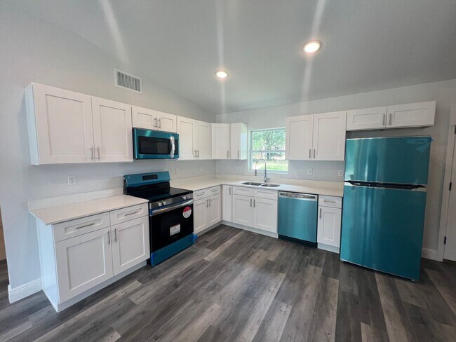 Building Photo - GREAT 3 BD/2BA Home in Ocala!!