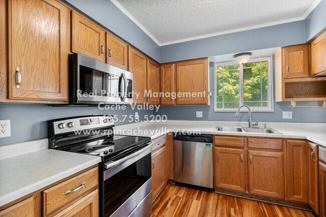 Building Photo - Beautiful 4-Bedroom Home Available in July!