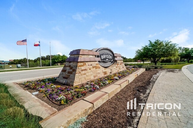 Building Photo - 628 Lindheimer Ln