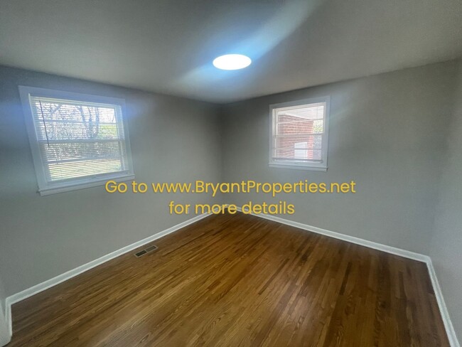 Building Photo - Nashville - 2 Bedroom