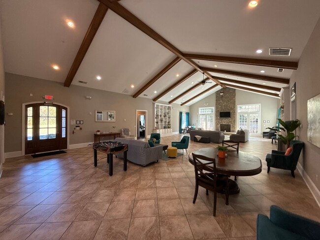 Building Photo - Mint Hill