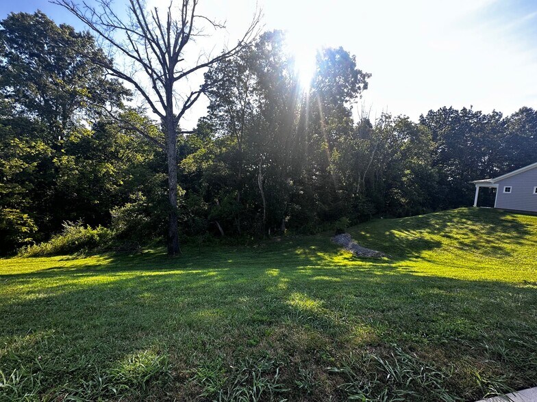 Building Photo - 6036 Gracious Dr