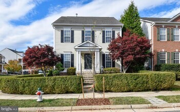 Building Photo - 1114 Walker Dr