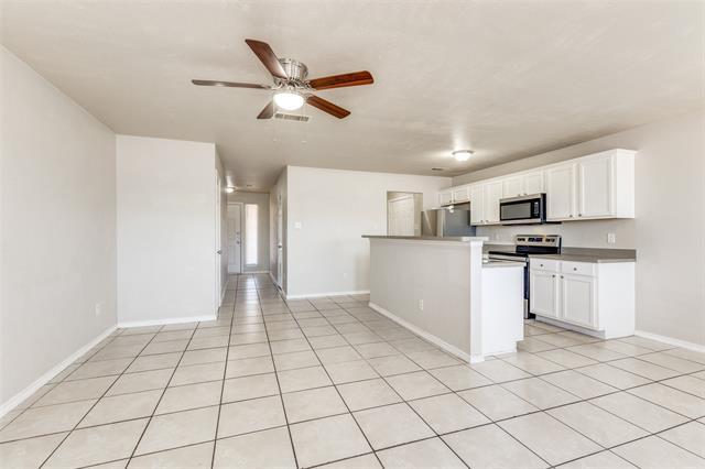 Building Photo - 4608 Alamosa St