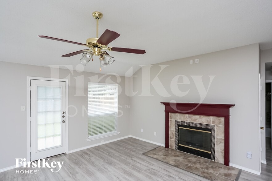 Building Photo - 433 Asbury Dr