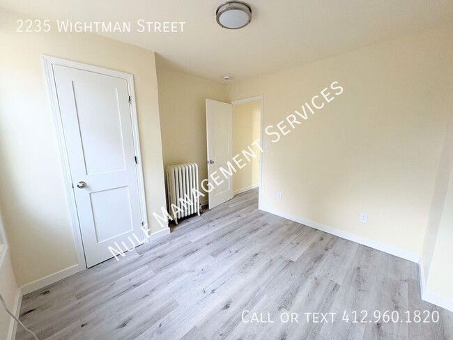 Building Photo - 3 Bed, 2 Bath house in Squirrel Hill