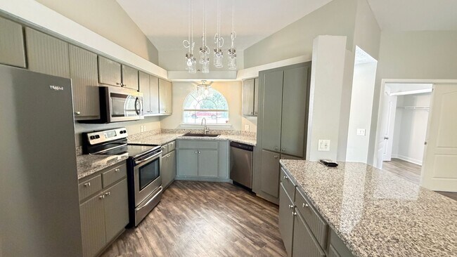 Building Photo - The Glads